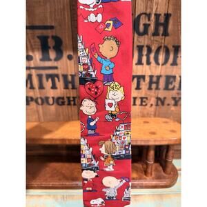PEANUTS VTG 90’s Red 100% Silk Necktie VALENTINES DAY Hearts USA MADE